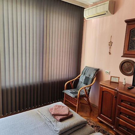 Apartamento Сладкият Кът На Радост Burgas Exterior foto