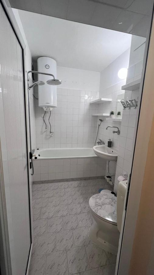 Apartamento Сладкият Кът На Радост Burgas Exterior foto